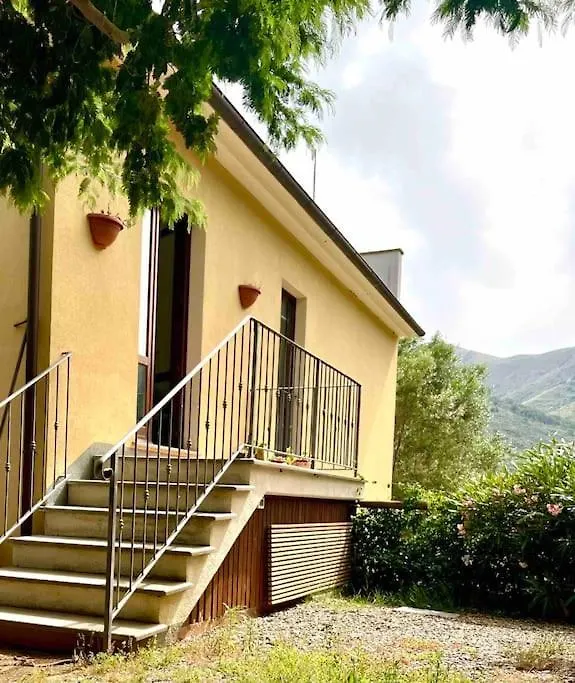 Il Vicolo Nel Verde Rio Marina Apartment